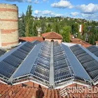 Vignette de l'article : Grande lucarne, 145E, Banque Populaire Cahors, France