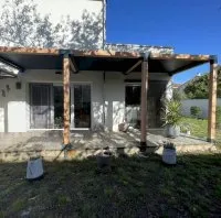 Vignette de l'article : La terrasse toute mignonne de Patricia - Connecteurs et poteaux bois 12x12