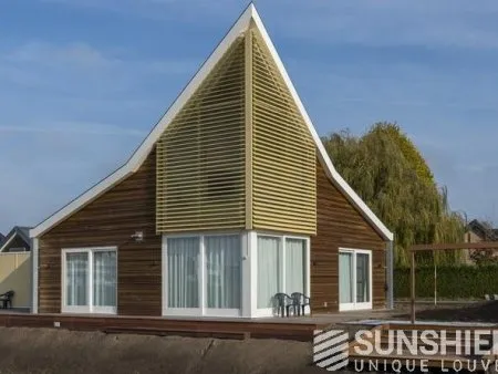 Triangle, persienne 150E, Hagestein, Pays-Bas