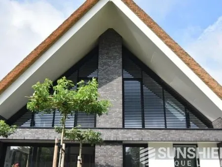 Triangles, persienne 75E, Dwingeloo, NL